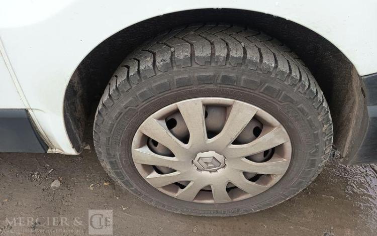 RENAULT TRAFIC GCF L1H1 1200 DCI 120 BLANC FK-189-LJ