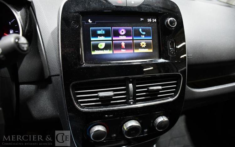 RENAULT CLIO IV SOCIETE 1.5 DCI 75ch BUSINESS REVERSIBLE BLANC FK-679-GF