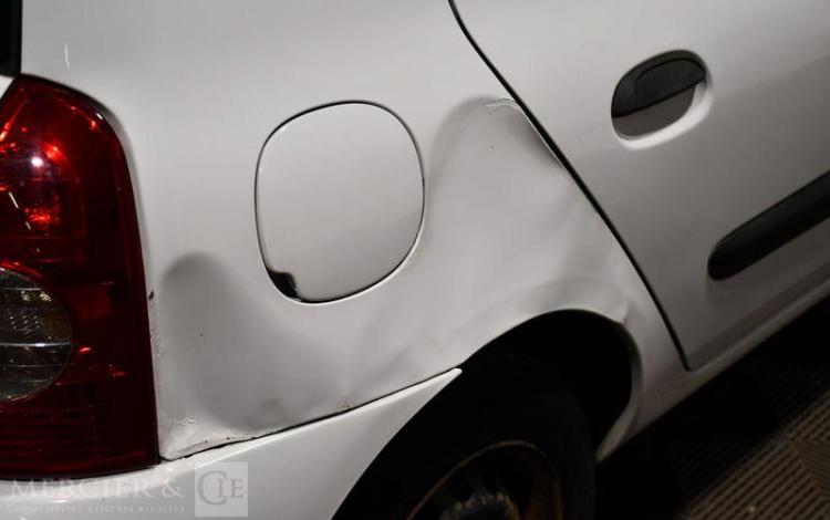 RENAULT CLIO II 1.5 DCI 70CH AUTHENTIQUE BLANC FL-161-MD