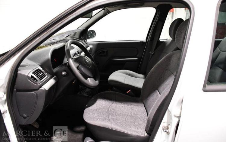 RENAULT CLIO II 1.5 DCI 70CH AUTHENTIQUE BLANC FL-161-MD