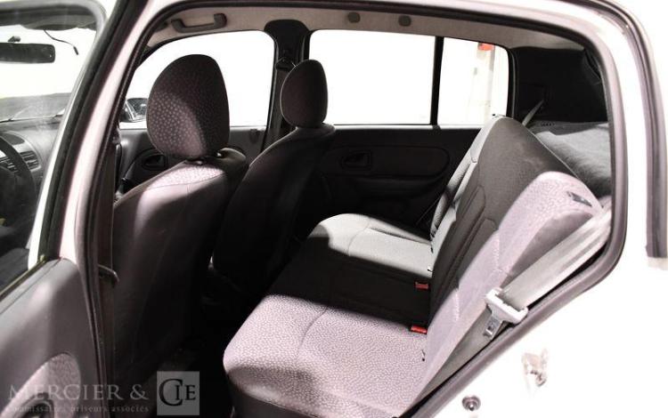 RENAULT CLIO II 1.5 DCI 70CH AUTHENTIQUE BLANC FL-161-MD