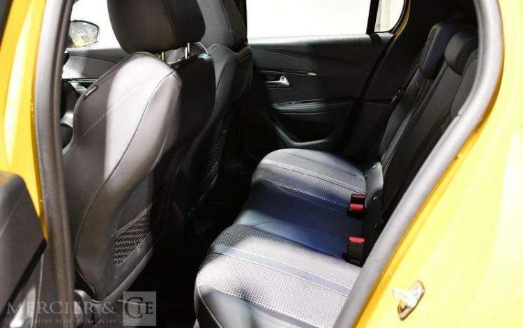 PEUGEOT 208 1,2 PURE TECH JAUNE FM-055-PP