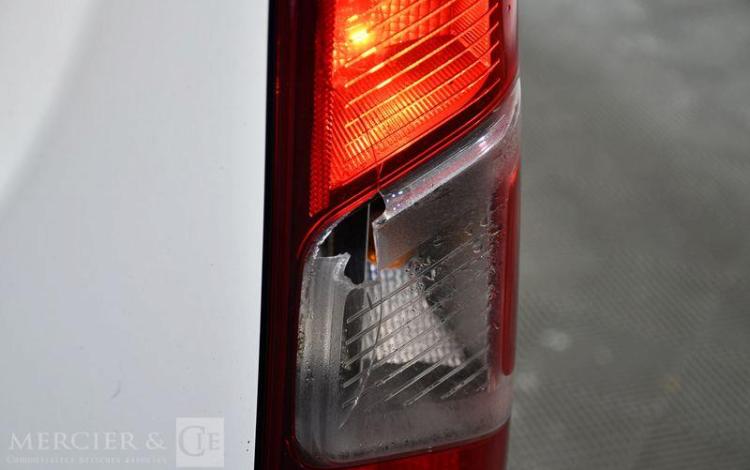 PEUGEOT PARTNER PRO STANDARD 650kg BLUEHDI BLANC FM-331-MM