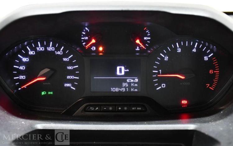 PEUGEOT PARTNER PRO STANDARD 650kg BLUEHDI BLANC FM-331-MM