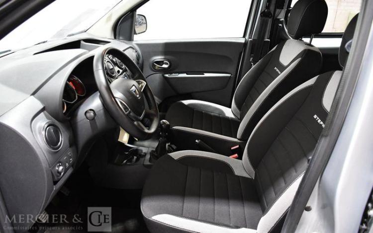 DACIA DOKKER STEPWAY 1.3 TCE 130ch GRIS FM-509-TX