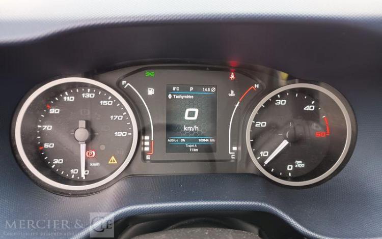 IVECO DAILY VI 35S16 2,3 D 16 V HI-MATIC 156 CV- DIESEL – 100844 KMS – ANNEE 2019 BLANC FM-926-QY