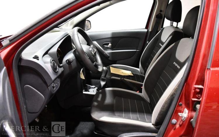 DACIA SANDERO STEPWAY 0.9 TCE 90ch
  FN-067-CR