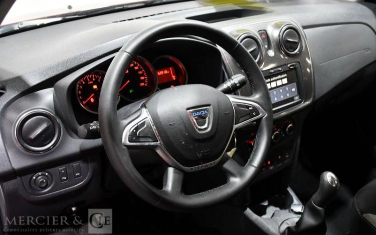 DACIA SANDERO STEPWAY 0.9 TCE 90ch
  FN-067-CR