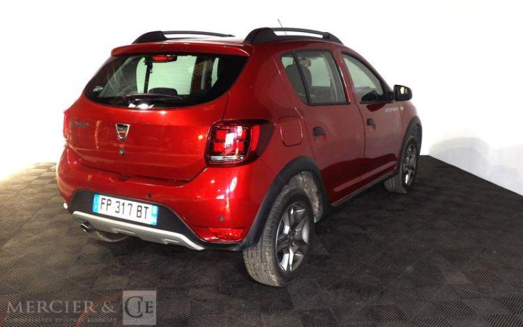 DACIA SANDERO ROUGE FP-317-BT