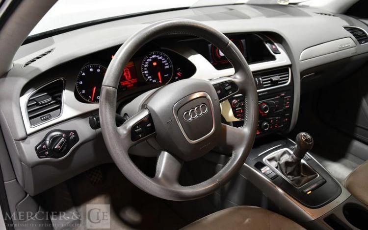 AUDI A4 3,2 FSI 265 AMBIENTE QUATTRO GRIS FQ-290-SC