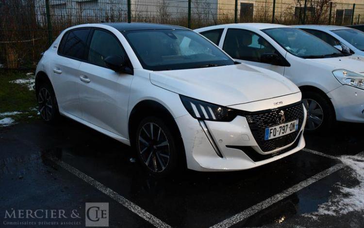 PEUGEOT 208 1.2 PURETECH 100 GT LINE START-STOP BLANC FQ-797-QN