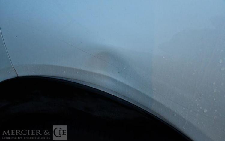 PEUGEOT 208 1.2 PURETECH 100 GT LINE START-STOP BLANC FQ-797-QN