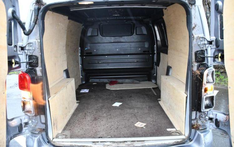 PEUGEOT EXPERT ELECTRIQUE ASPHALT GRIS FT-307-SB