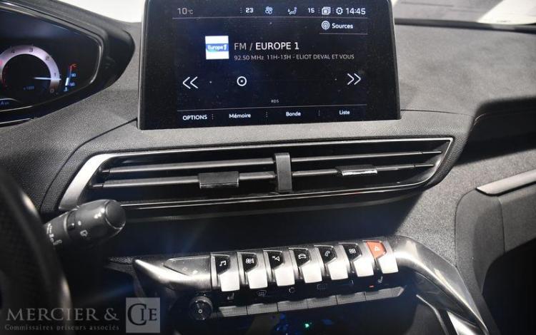 PEUGEOT 5008 1,5 BLUEHDI BLANC FT-479-SA