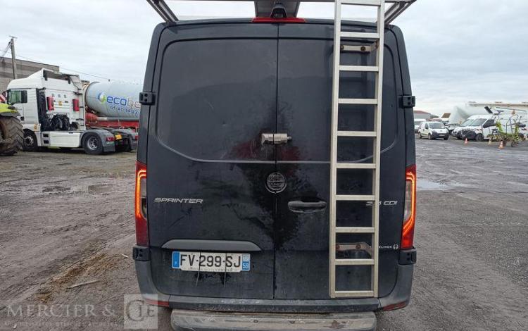 MERCEDES SPRINTER 214CDI 2.2 D 143ch – DIESEL – 346986 KMS – ANNEE 2020 BLANC FV-299-SJ