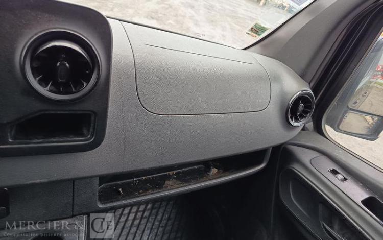 MERCEDES SPRINTER 214CDI 2.2 D 143ch – DIESEL – 346986 KMS – ANNEE 2020 BLANC FV-299-SJ