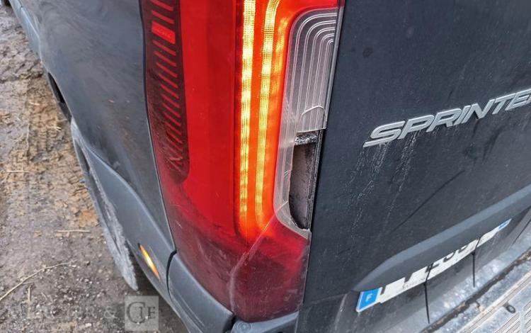 MERCEDES SPRINTER 214CDI 2.2 D 143ch – DIESEL – 346986 KMS – ANNEE 2020 BLANC FV-299-SJ