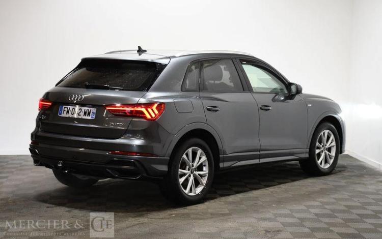 AUDI Q3 35 2,0 TDI 150 GRIS FW-042-WW