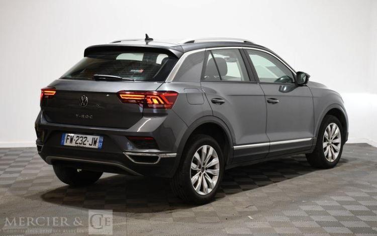 VOLKSWAGEN T-ROC 1.5 TSI 150ch CARAT DSG GRIS FW-232-JW