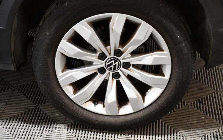 VOLKSWAGEN T-ROC 1.5 TSI 150ch CARAT DSG GRIS FW-232-JW