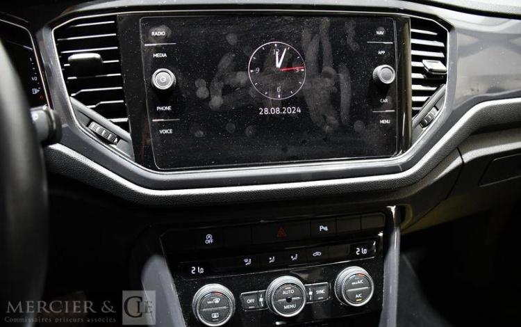 VOLKSWAGEN T-ROC 1.5 TSI 150ch CARAT DSG GRIS FW-232-JW