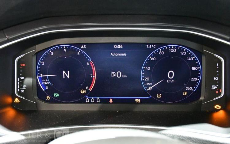 VOLKSWAGEN T-ROC 1.5 TSI 150ch CARAT DSG GRIS FW-232-JW