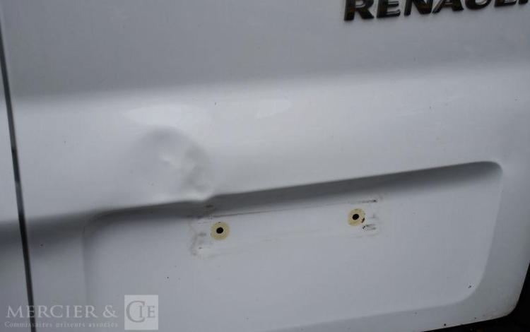 RENAULT TRAFIC FG GCF L1H1 1000 DCI 120  FX-616-QN