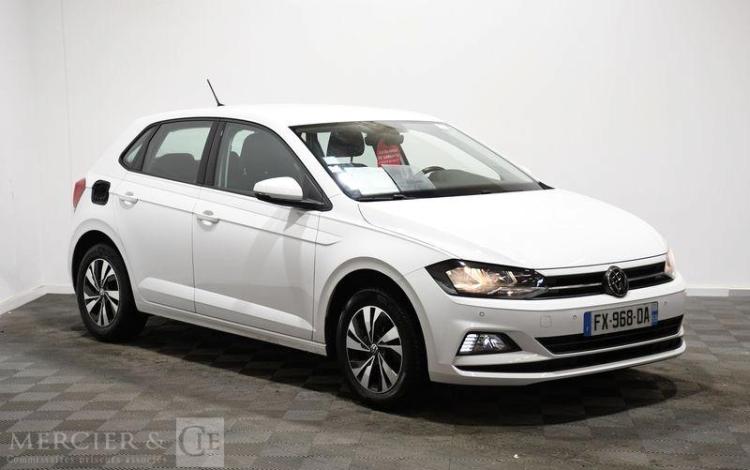 VOLKSWAGEN POLO 1,0 80CH LOUNGE BUSINESS S&S BVM5 5P BLANC FX-968-DA
