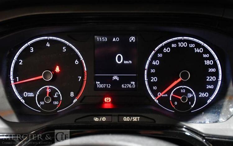 VOLKSWAGEN POLO 1,0 80CH LOUNGE BUSINESS S&S BVM5 5P BLANC FX-968-DA