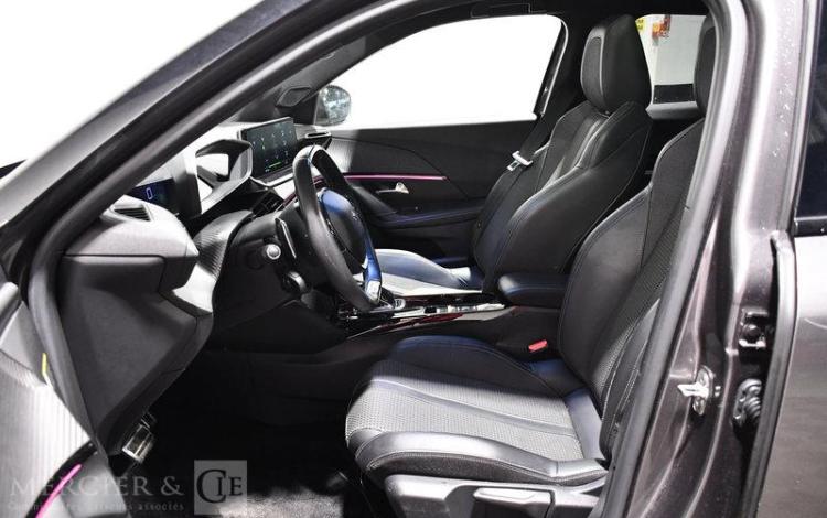 PEUGEOT 2008 GT PURETECH 130 S&S GRIS FX-995-CH