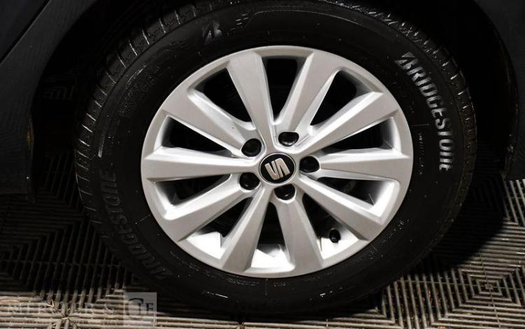 SEAT IBIZA GRIS FY-051-TK