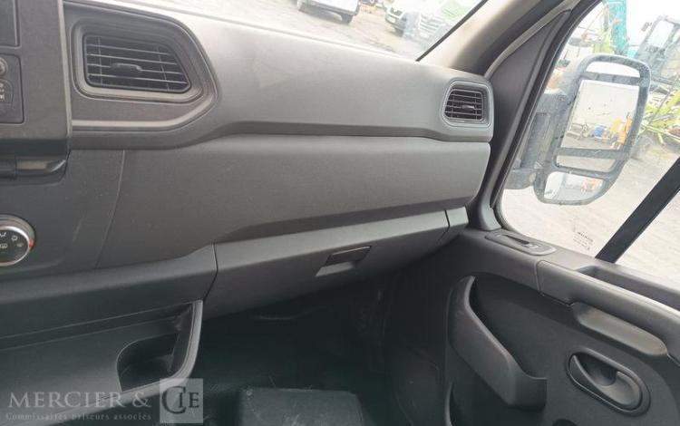 RENAULT MASTER BENNE AVEC COFFRE ACIER DIESEL  FY-381-VM