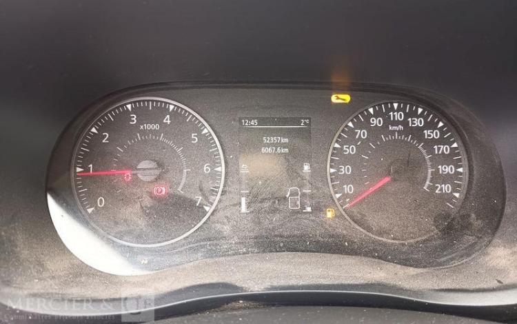 RENAULT MASTER BENNE AVEC COFFRE ACIER DIESEL  FY-381-VM