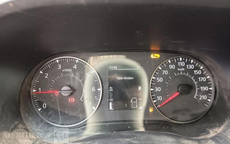 RENAULT MASTER BENNE AVEC COFFRE ACIER DIESEL  FY-381-VM