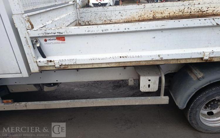 RENAULT MASTER BENNE AVEC COFFRE ACIER DIESEL  FY-381-VM