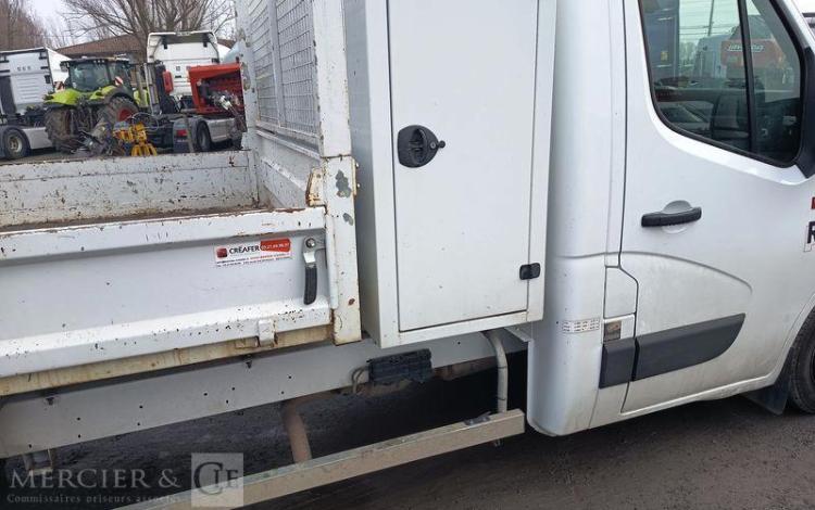 RENAULT MASTER BENNE AVEC COFFRE ACIER DIESEL  FY-381-VM
