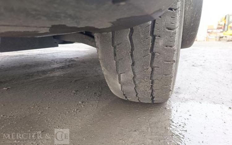 RENAULT MASTER BENNE AVEC COFFRE ACIER DIESEL  FY-381-VM