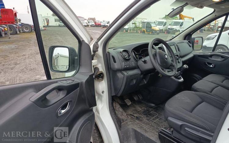 RENAULT TRAFIC GCF L1H1 1200 DCI 120 BLANC GA-950-XR