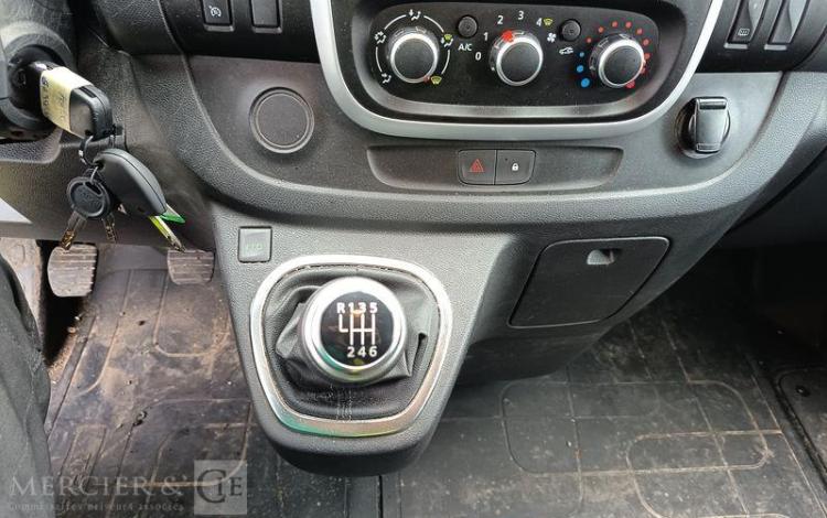 RENAULT TRAFIC GCF L1H1 1200 DCI 120 BLANC GA-950-XR