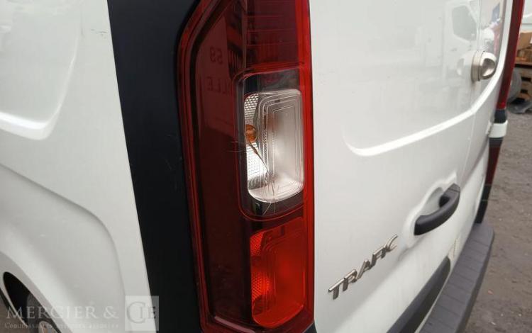 RENAULT TRAFIC GCF L1H1 1200 DCI 120 BLANC GA-950-XR