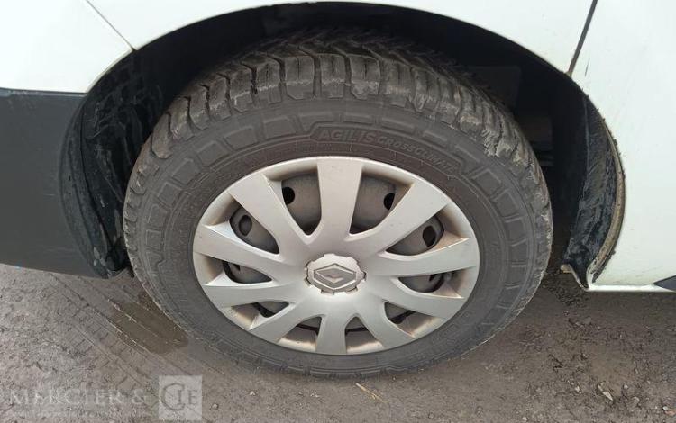 RENAULT TRAFIC GCF L1H1 1200 DCI 120 BLANC GA-950-XR