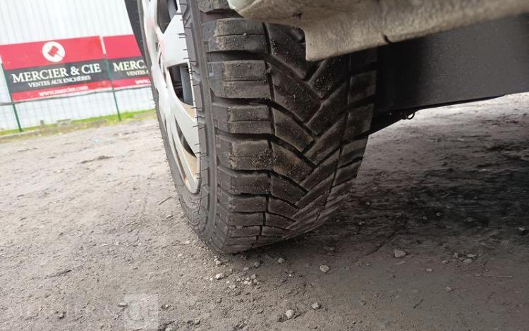 RENAULT TRAFIC GCF L1H1 1200 DCI 120 BLANC GA-950-XR