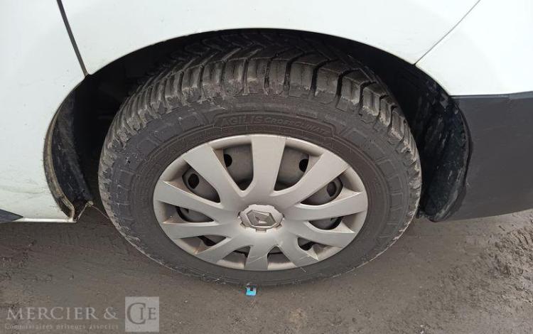 RENAULT TRAFIC GCF L1H1 1200 DCI 120 BLANC GA-950-XR