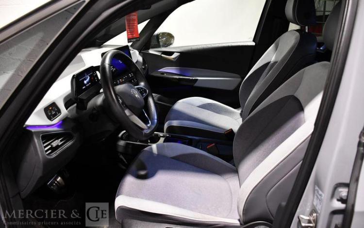 VOLKSWAGEN ID3 GRIS GB-785-NA
