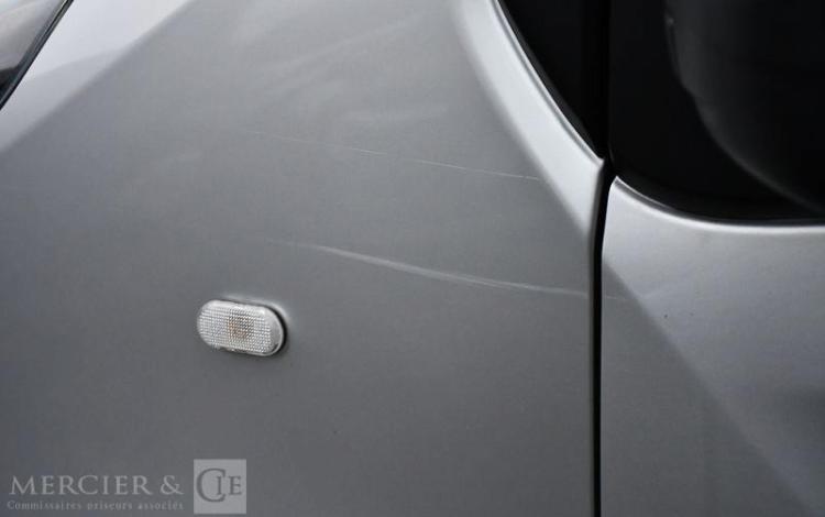 RENAULT TRAFIC L1H1 GRIS GB-944-LL