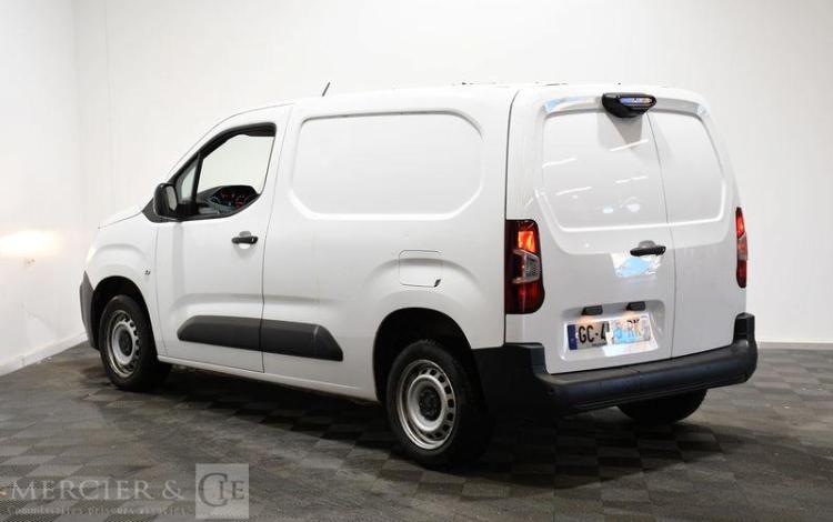 PEUGEOT PARTNER ASPHALT STANDARD 650kg BLUEHDI BLANC GC-455-RK