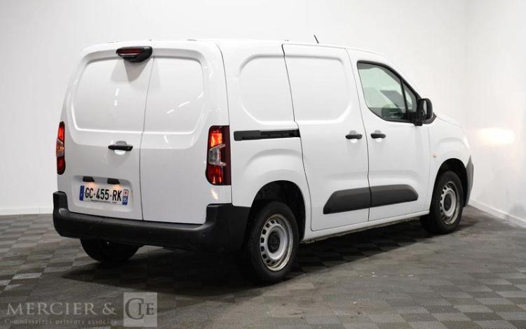 PEUGEOT PARTNER ASPHALT STANDARD 650kg BLUEHDI BLANC GC-455-RK