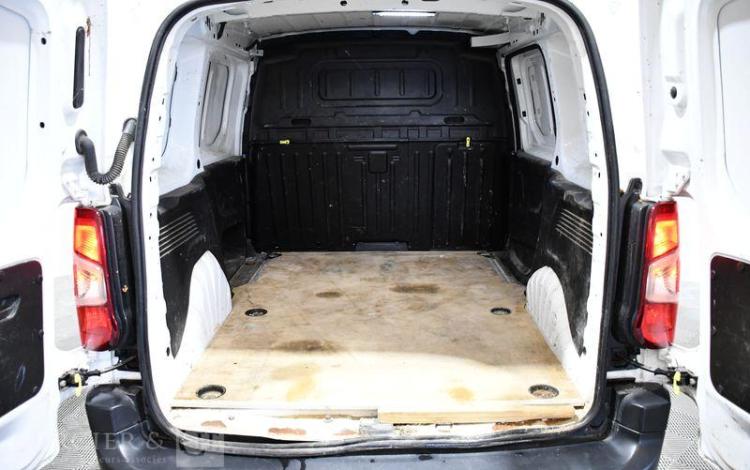 PEUGEOT PARTNER ASPHALT STANDARD 650kg BLUEHDI BLANC GC-455-RK