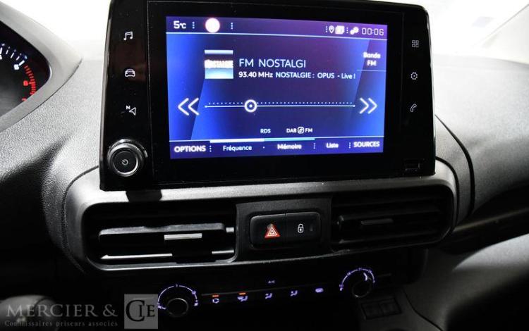 PEUGEOT PARTNER ASPHALT STANDARD 650kg BLUEHDI BLANC GC-455-RK