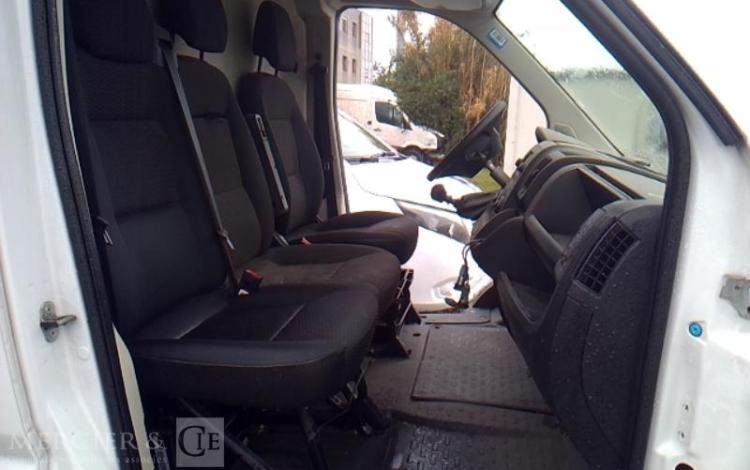 PEUGEOT BOXER L2H2 PREMIUM 335 BHDI BLANC GC-875-QS